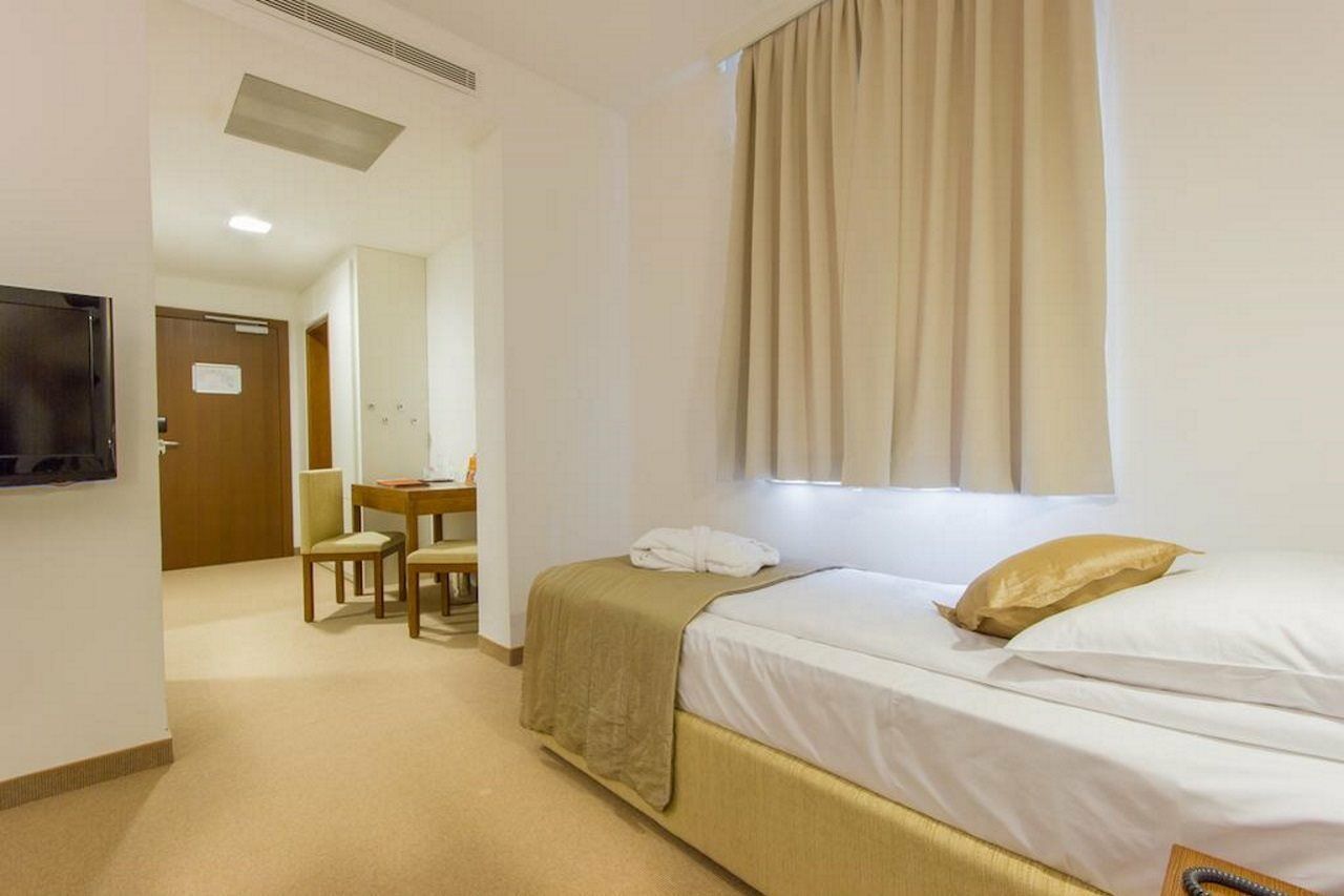 Rimske Terme - Hotel Zdraviliski Dvor Rimske Toplice Luaran gambar